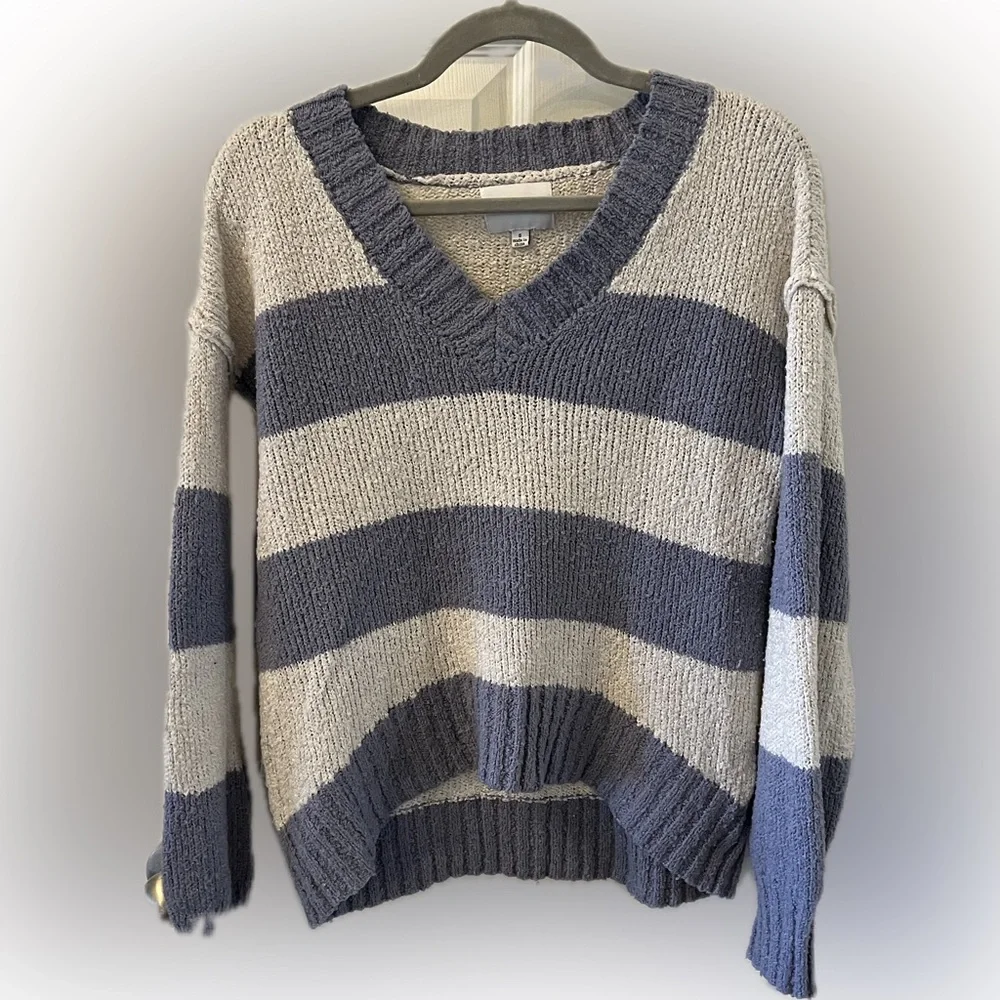 3/$20 SALE! Pink Rose Striped V-Neck Sweater - Blue-Gray and Cream, Size Small
